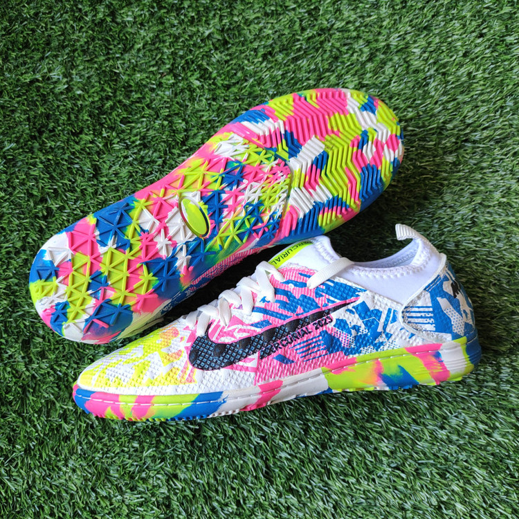 کفش فوتسال سالنی پسرانه صدا دار نایک