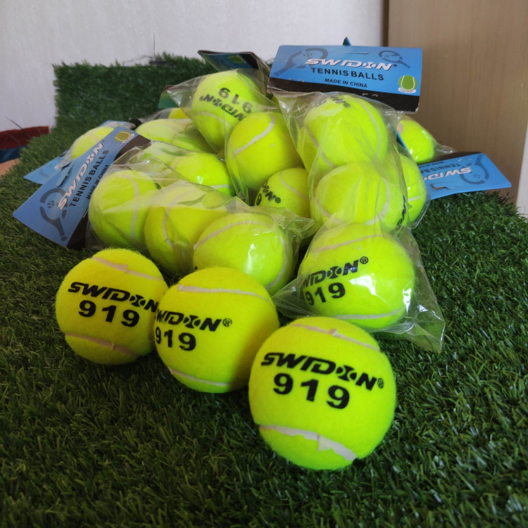 توپ تنیس سویدن ۹۱۹ سه عددی