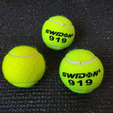 توپ تنیس سویدن